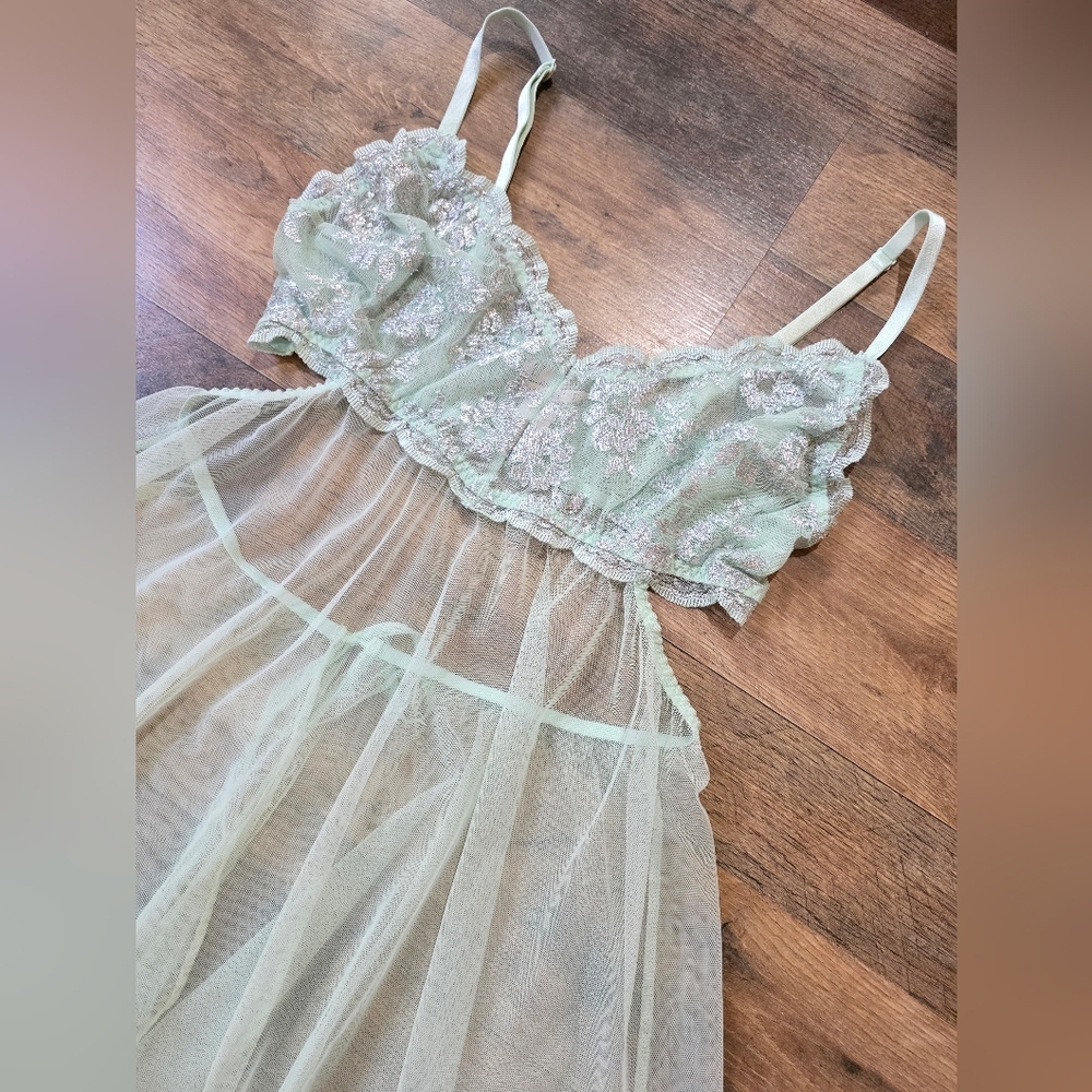 Victoria's Secret Women's Mint Blue Silver Floral Lace Babydoll Lingerie Size M - Picture 4 of 11